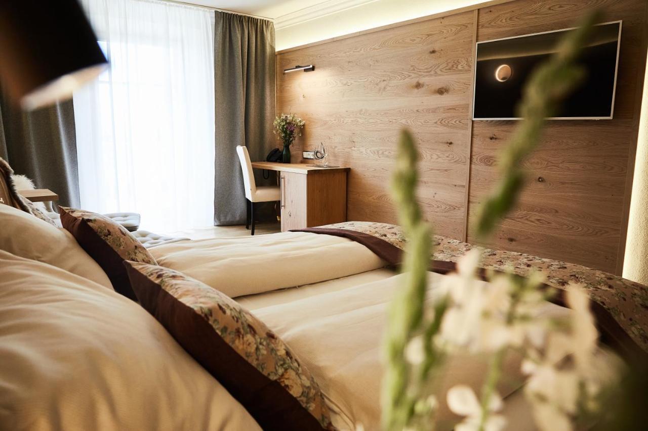 Wellness Natur Resort Gut Edermann Teisendorf Eksteriør billede