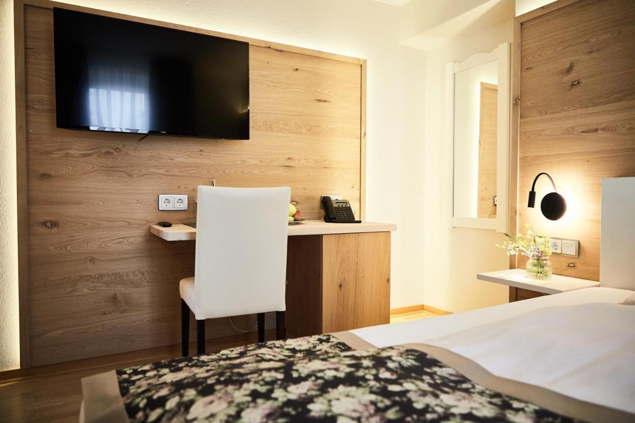Wellness Natur Resort Gut Edermann Teisendorf Eksteriør billede