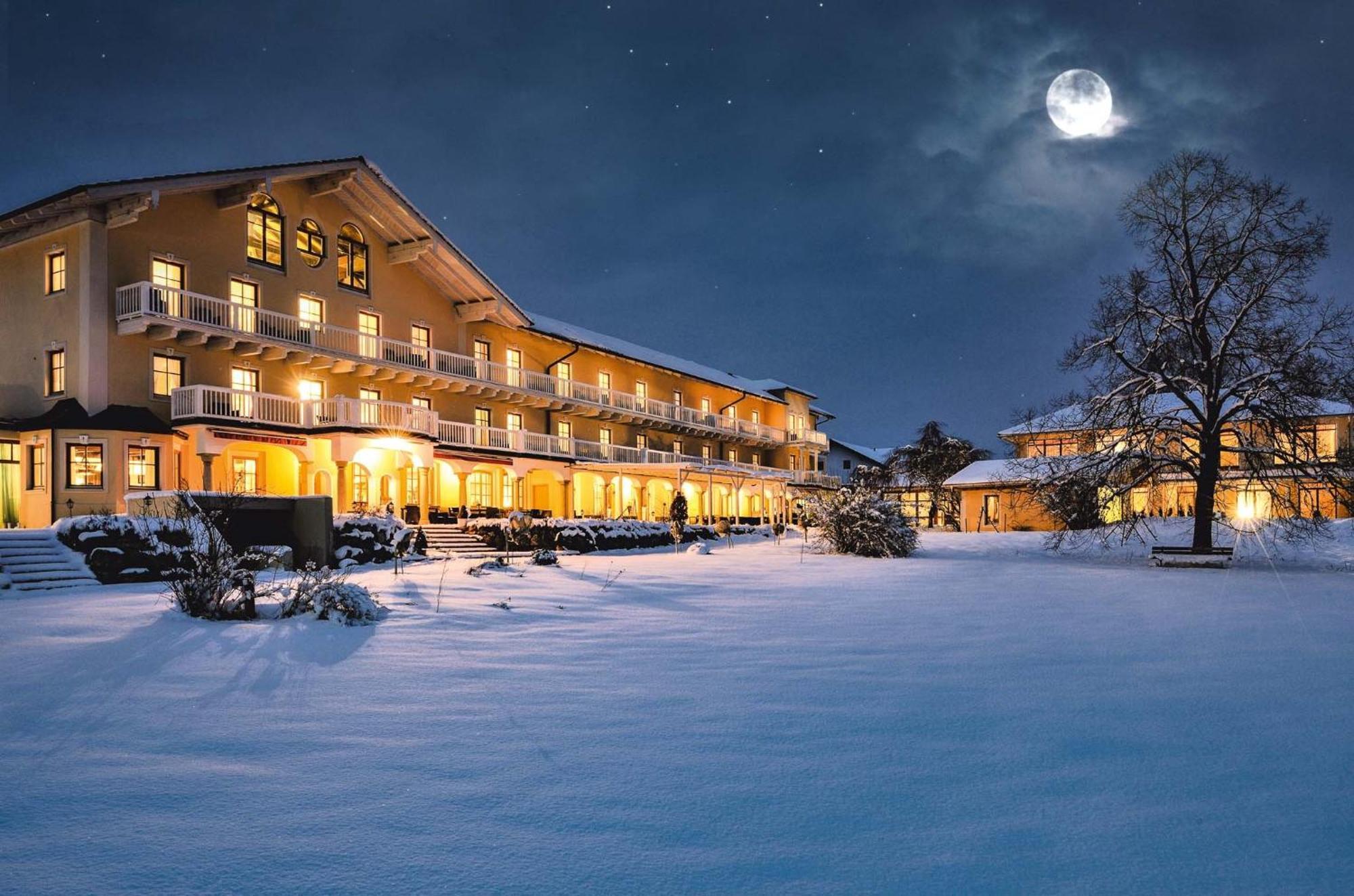 Wellness Natur Resort Gut Edermann Teisendorf Eksteriør billede